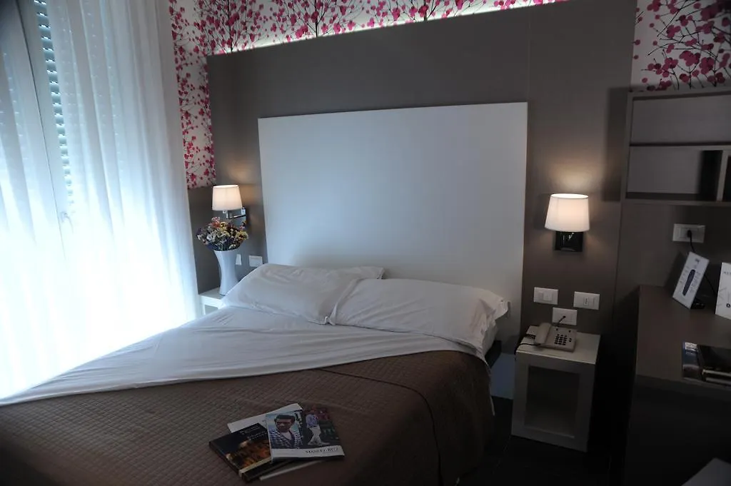 Hotel Astoria Ravenna 3*,